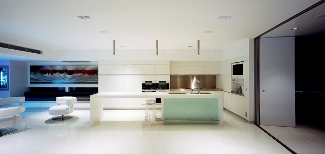 White kitchen, corian, glacier white, luxury kitchen, ultramodern kitchen, minimal kitchen, minka joinery